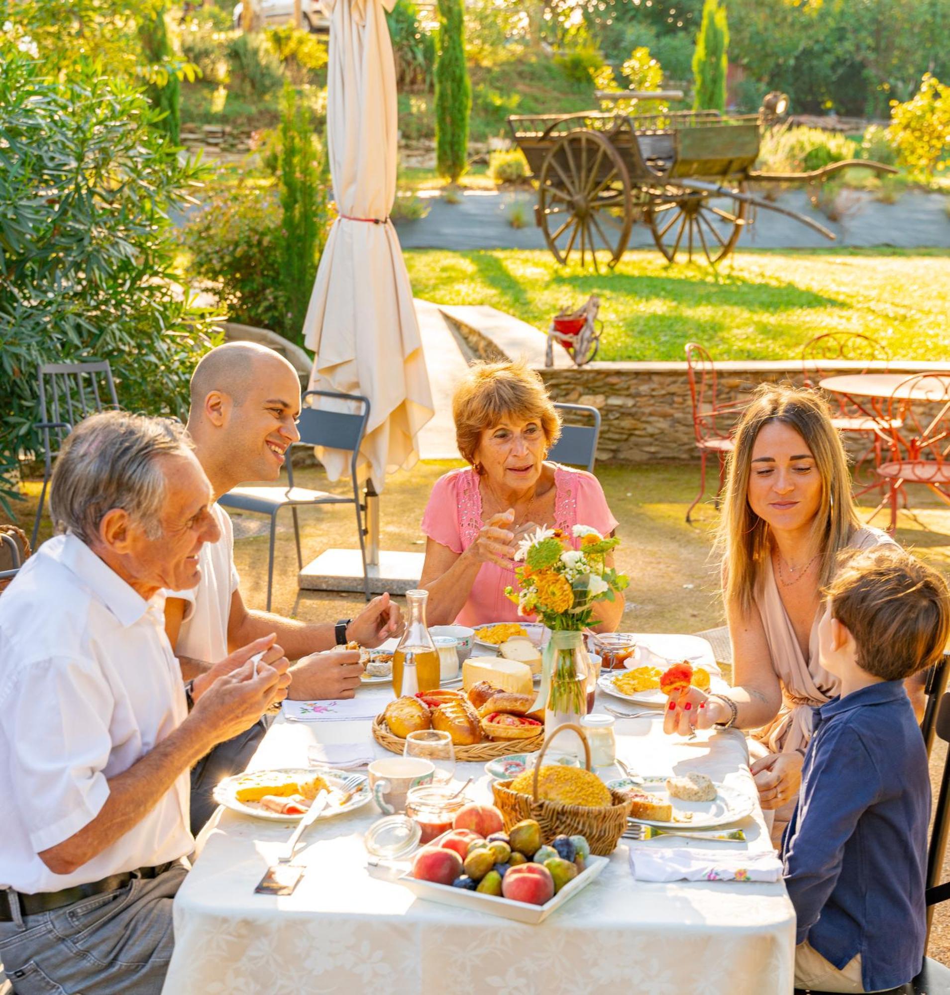 Le Domaine De Gorneton Bed and Breakfast Chasse-sur-Rhône Exterior foto